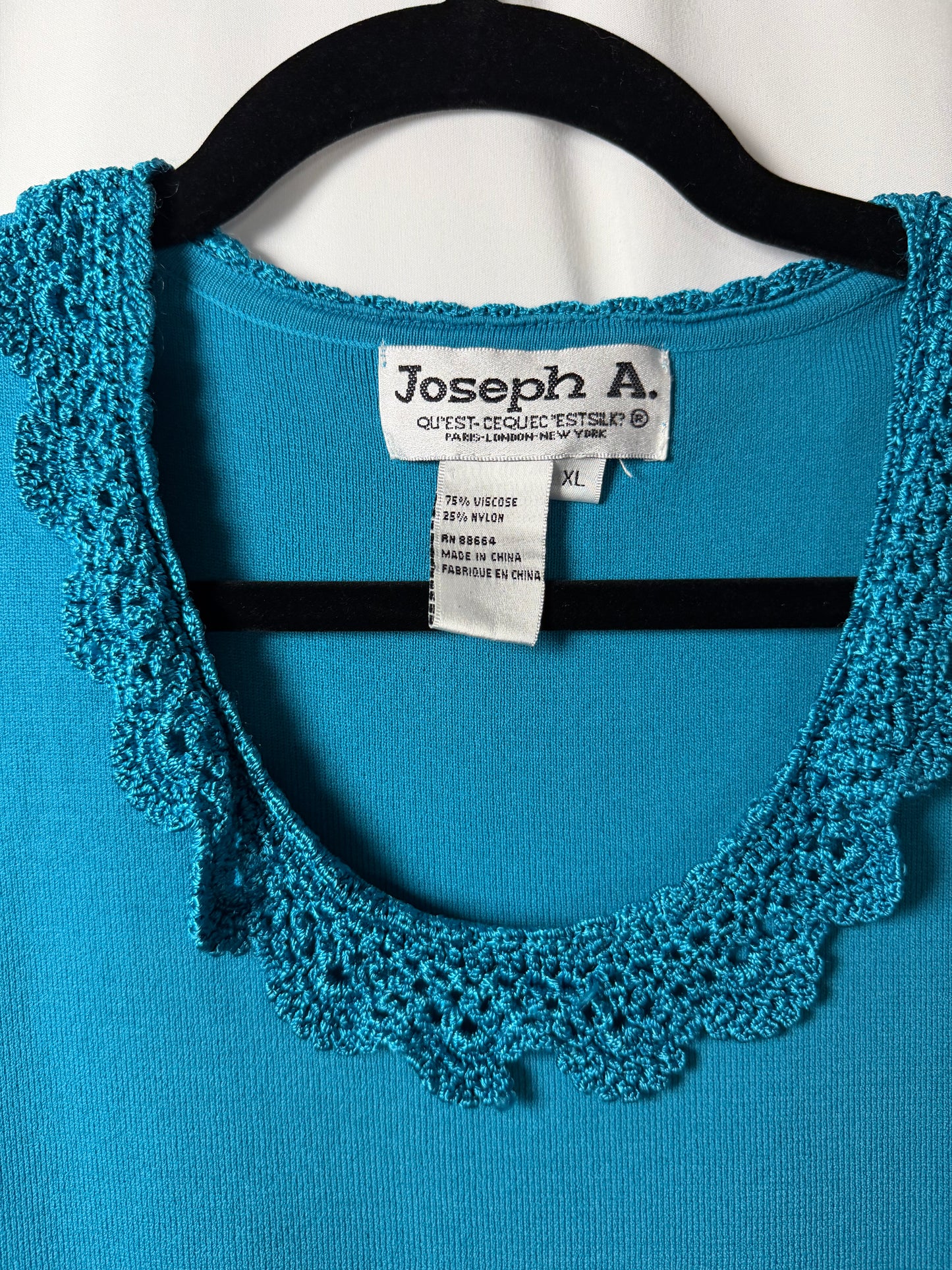 1990's Crochet Neckline Sweater Tank- Size XL