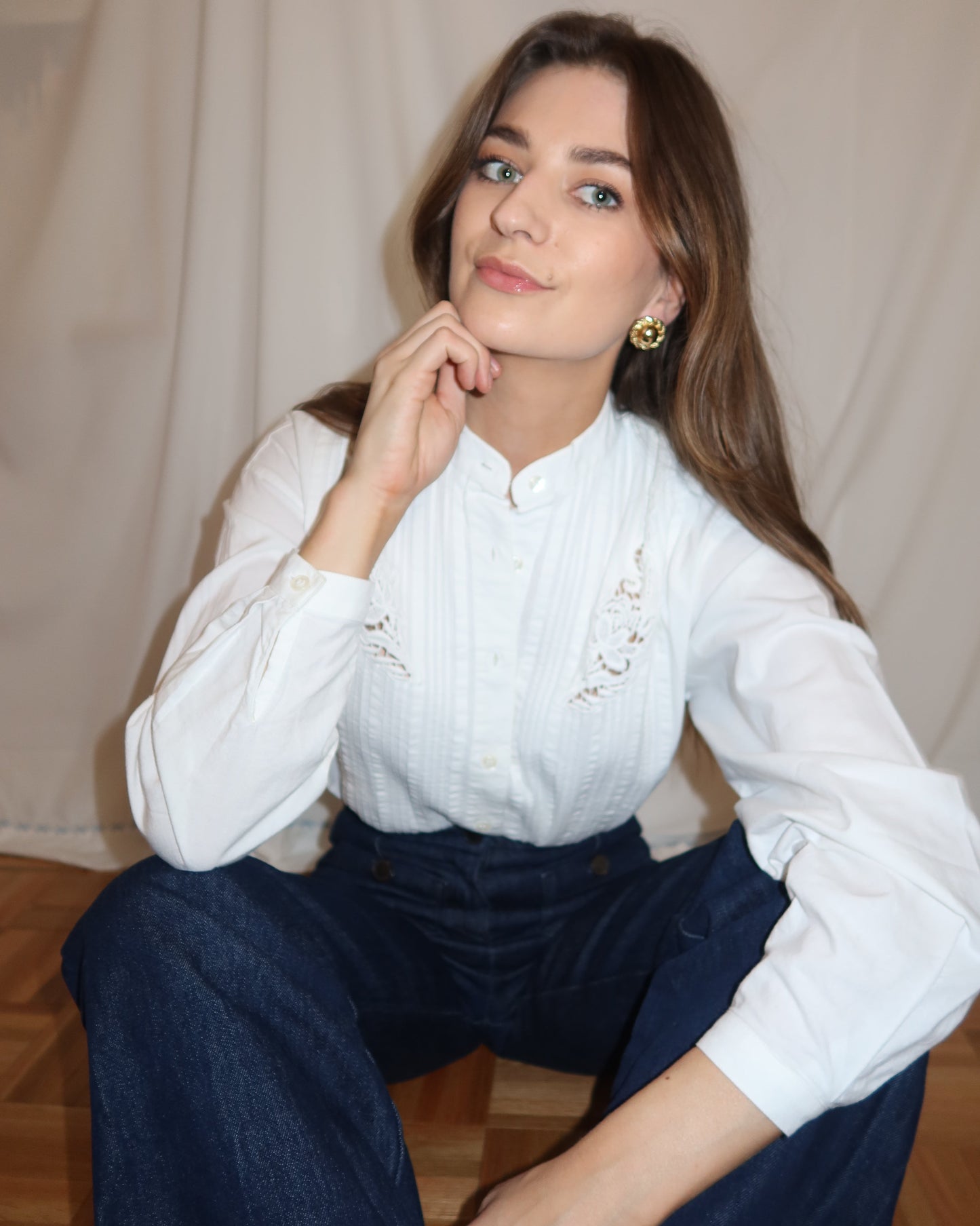2,000's 100% Cotton Pintuck Button down Shirt- Size S