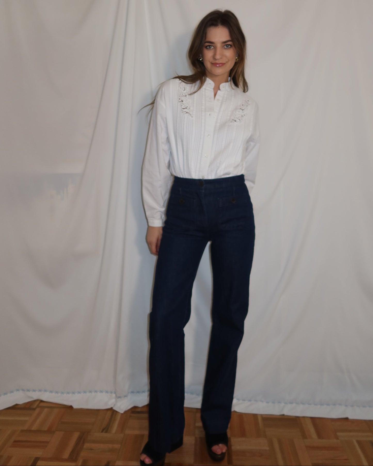 2,000's 100% Cotton Pintuck Button down Shirt- Size S