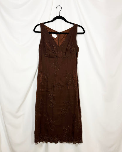 2000's Elevated Lace V-neck Midi Dress- Size 6