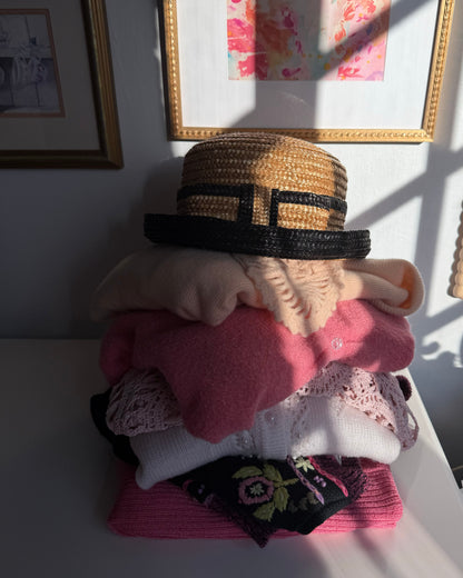 Black/Straw Bow Novelty Hat