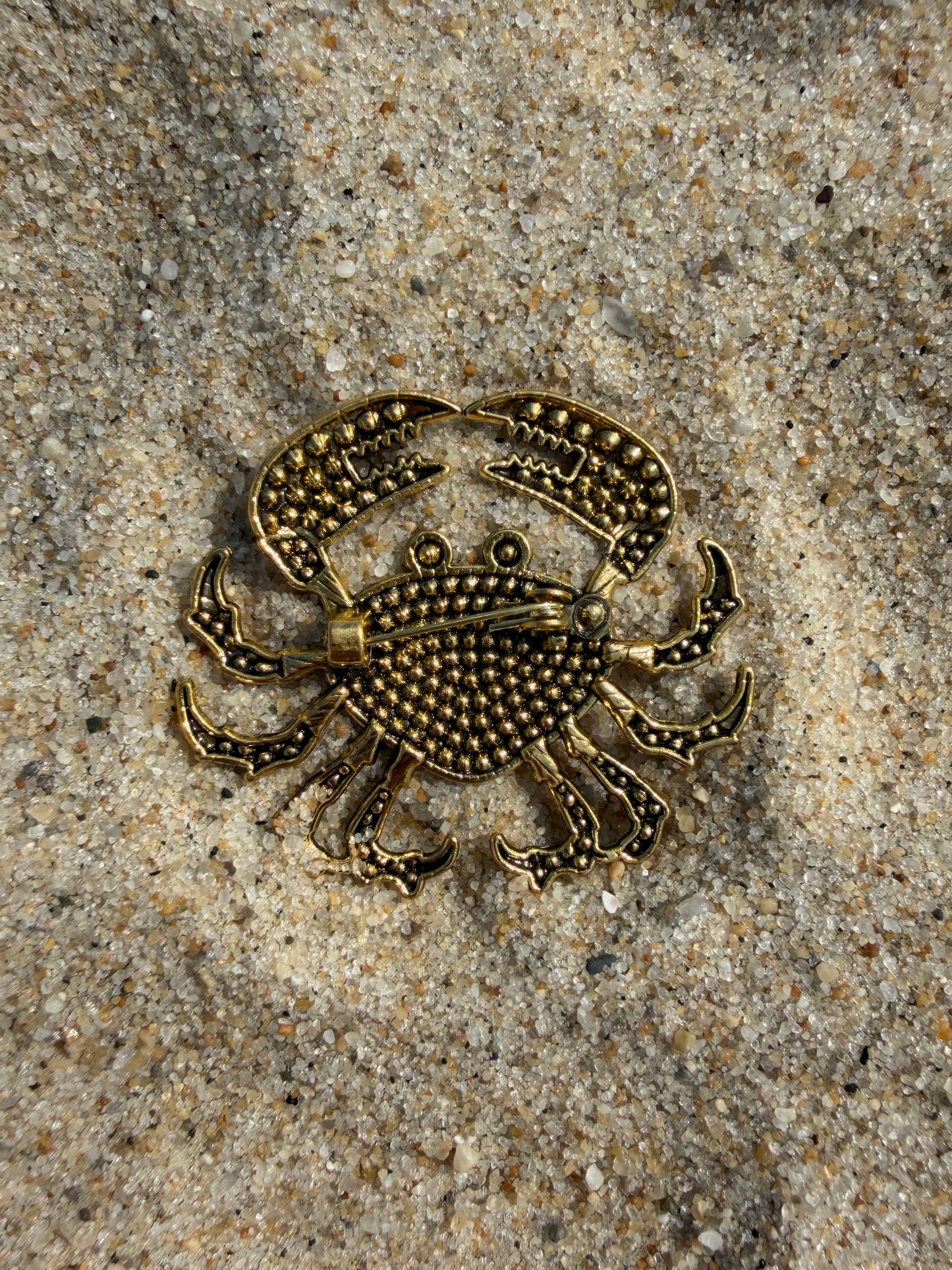 Adorable Crab Rhinestone Broach