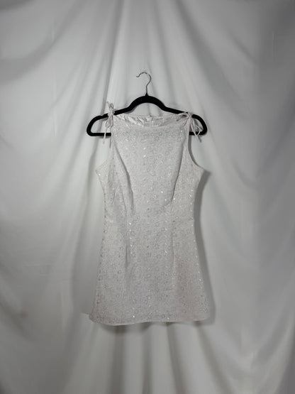 1990's Eyelet Boatneck Bow Detail Mini Shift Dress- Size 2/4